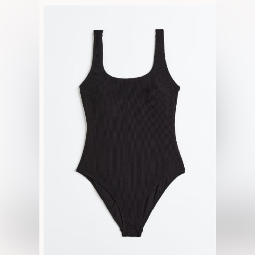 H&M black ribbed swim